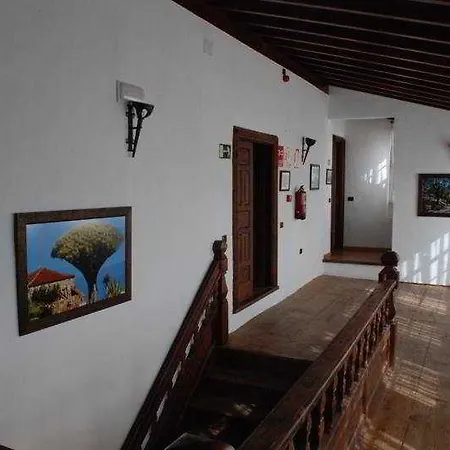 Rural Bentor Country house