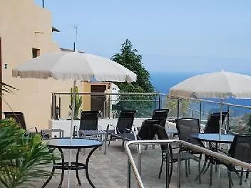 本多尔田园酒店